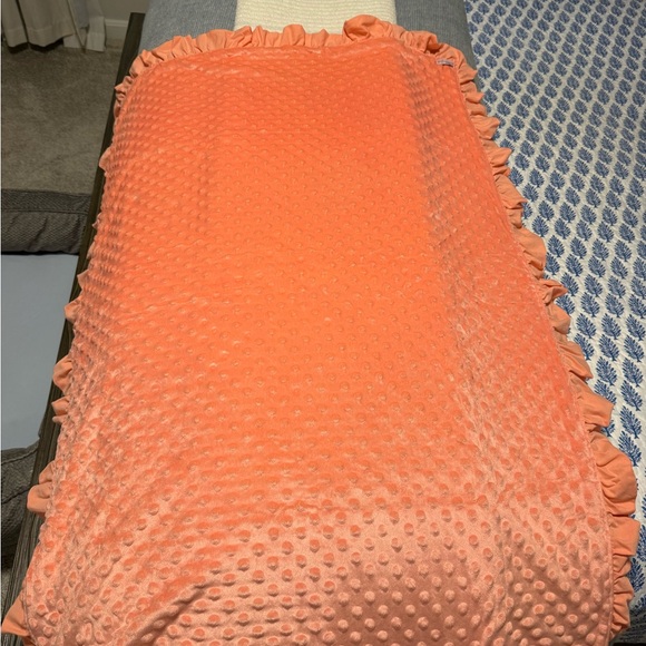 ✨ NWOT Clover Cottage Bamboo Minkey Blanket - Picture 5 of 5